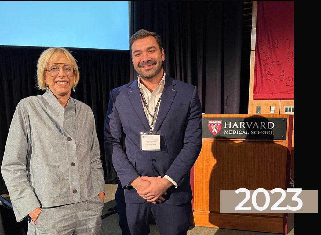 Registro da trajetória de estudos de Djory na Harvard Medical School, em 2023